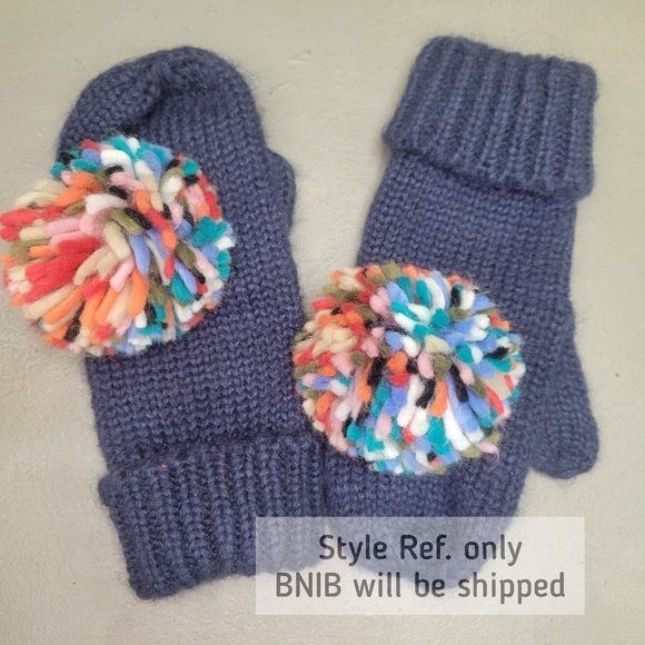 😊asos🧤🌈 Oversized Rainbow Pom Pom Mitten [BNIB]🧤❤️ - Picture 1 of 8